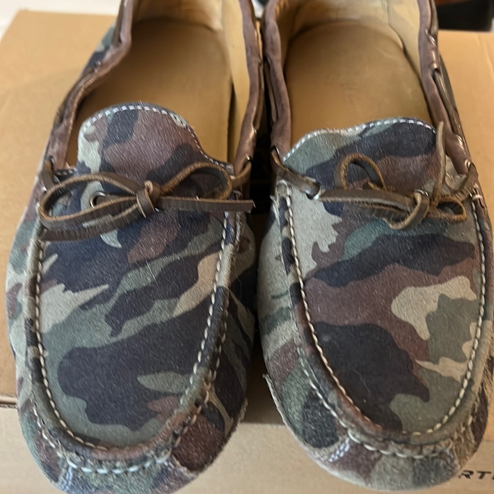 Mens 11 1/2 D Cole Haan slippers / driving shoes camouflage Green - classy